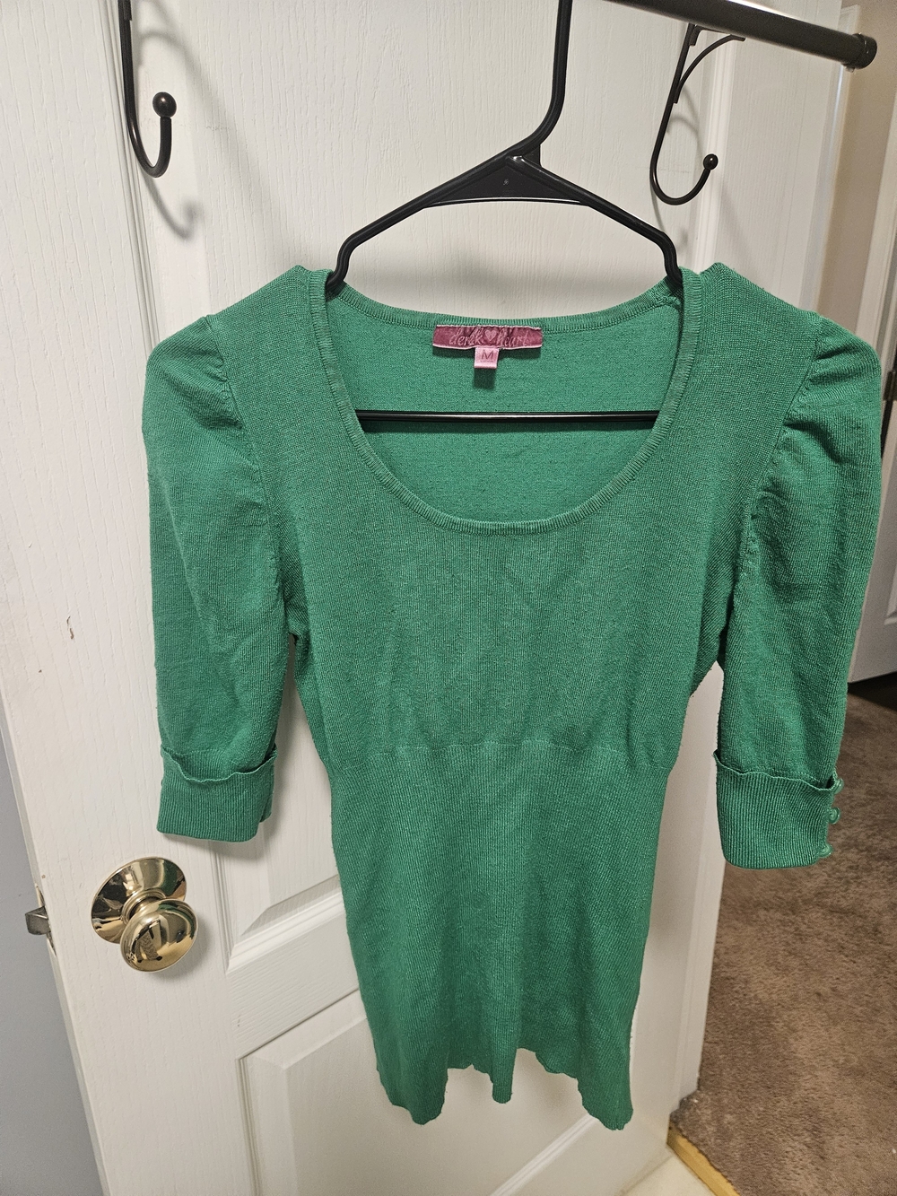 Derek Heart Green Scoop Neck Sweater